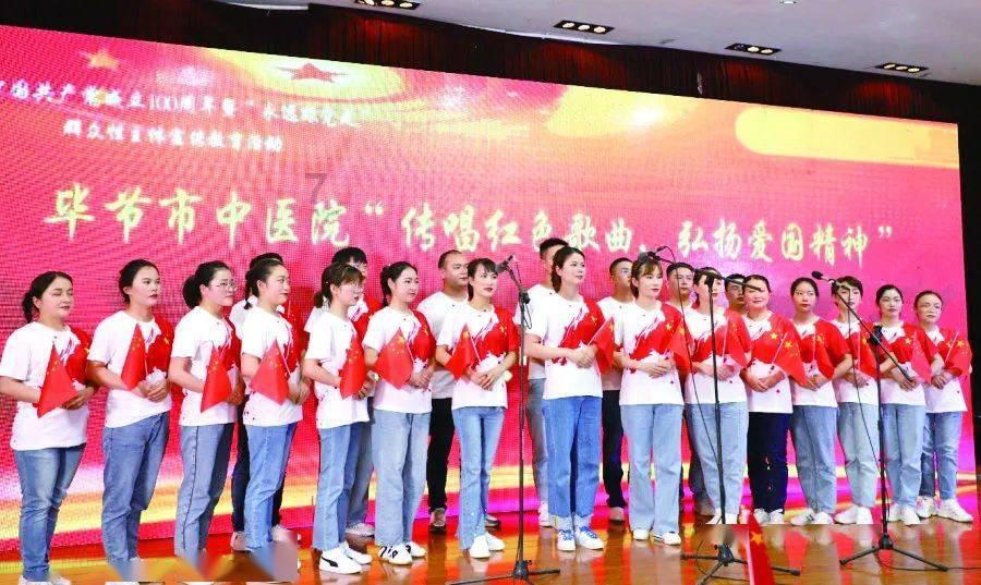 救援男孩毕业生
