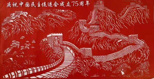布丽吉特访问瑞典放大招了!国宴上美过瑞典王后,钻石蓝裙超显嫩